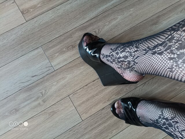 Paula_Cross