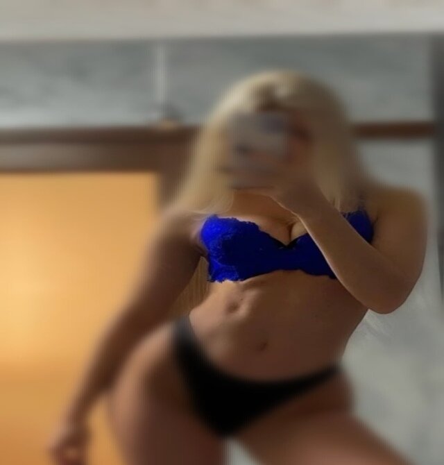 Hot_pedagog