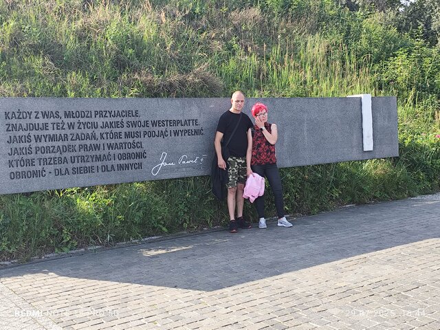 Czerwona81Daryl82
