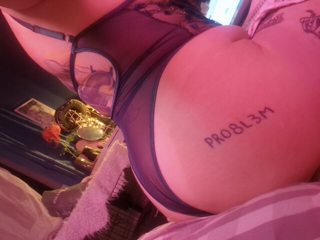 CurvyWitch