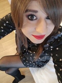 😘