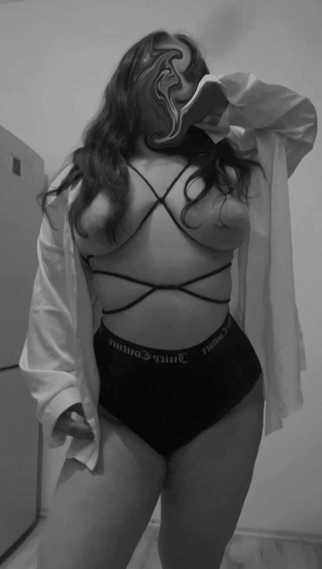 Aurelia_cuck