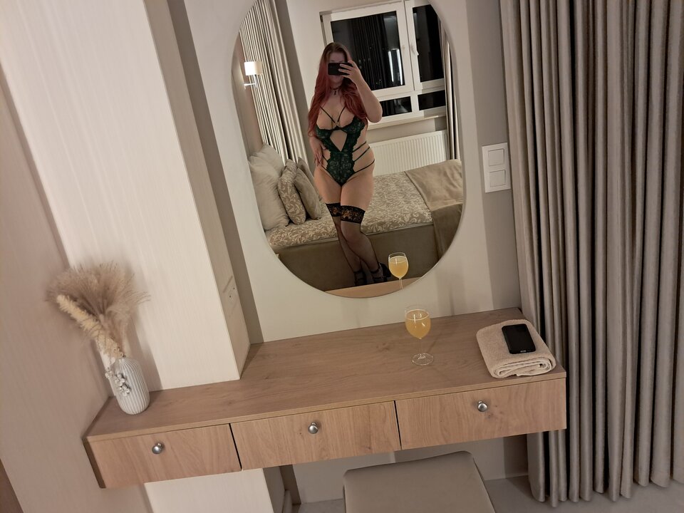 20250807_214040.jpg - KinkyKitty664