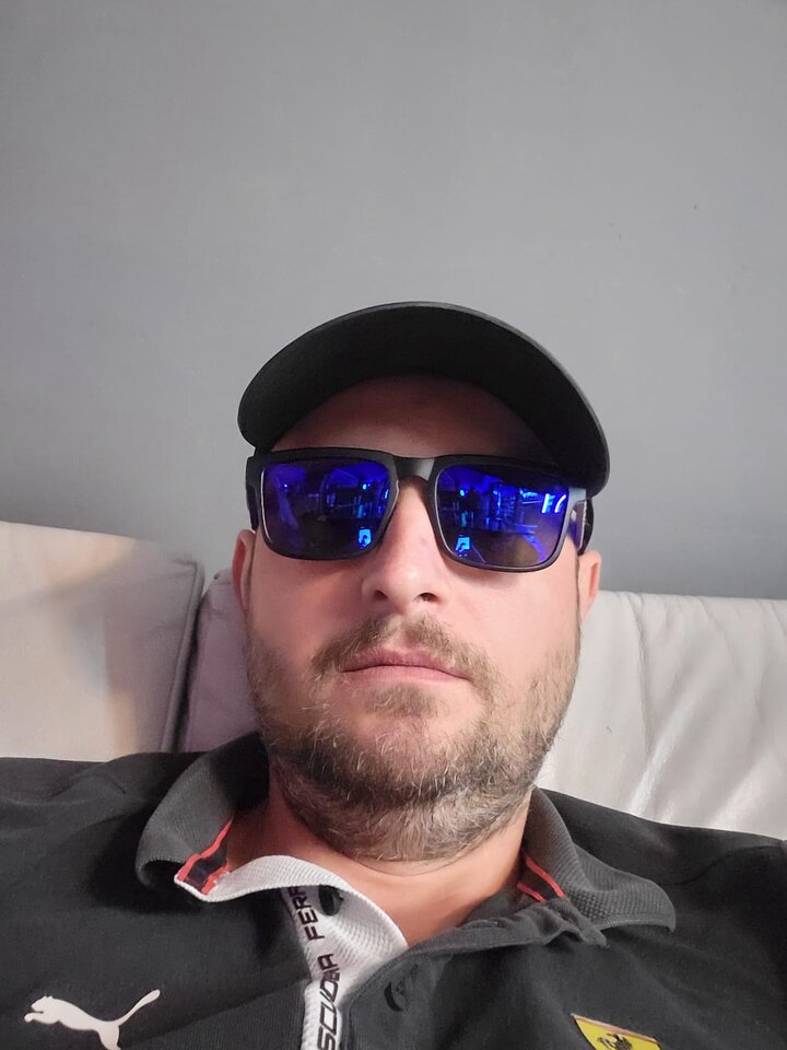 tom.jpg - tomciu200