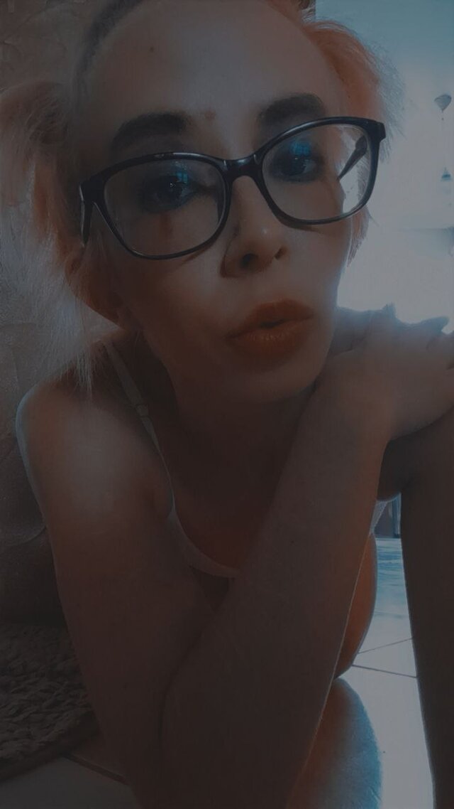 VIVIAN6969