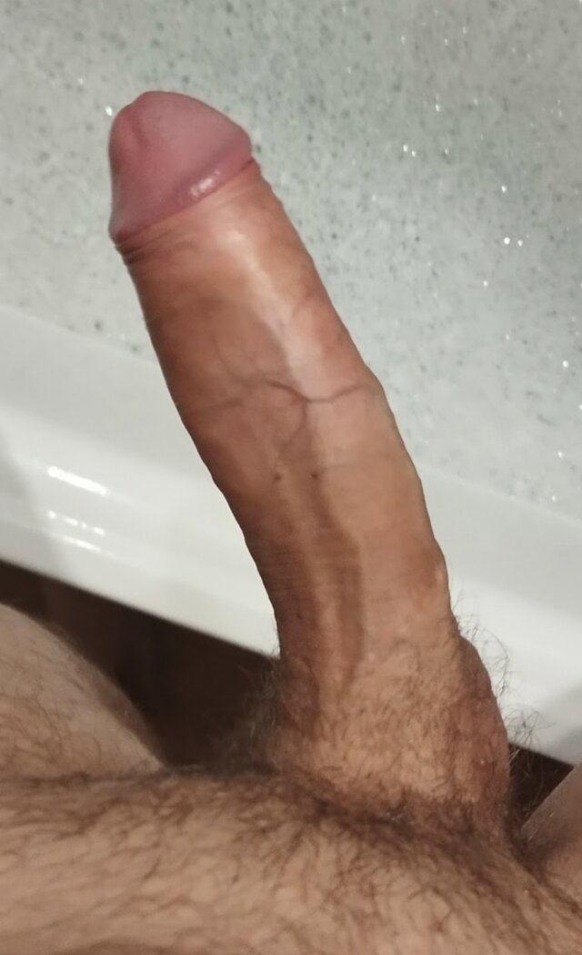 Massivecock95