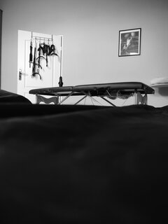 Massage table.jpg