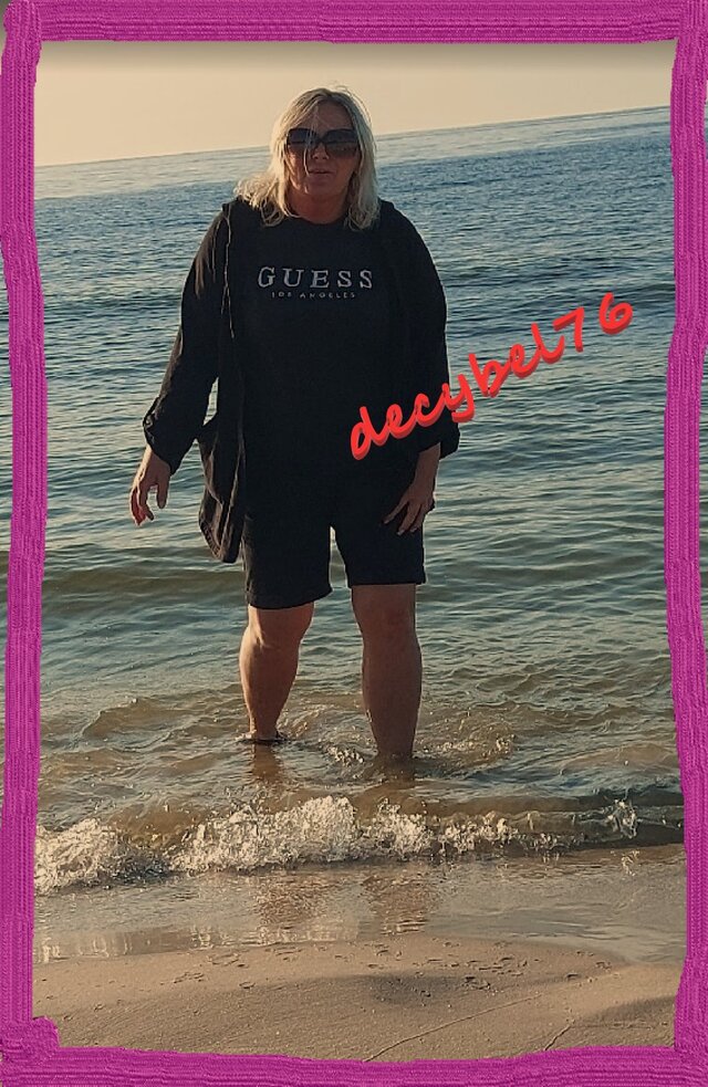 decybel76