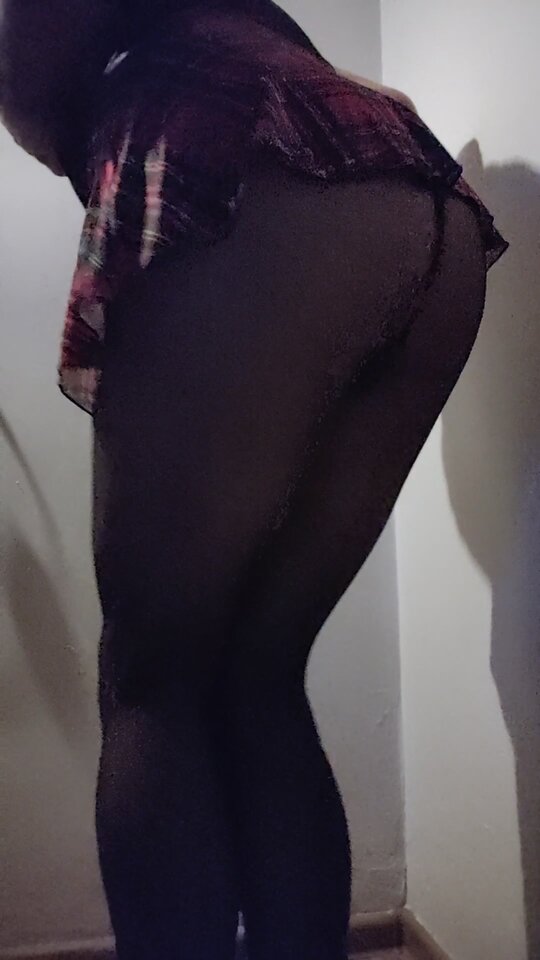 1000003016.jpg - HighHeelsPanty