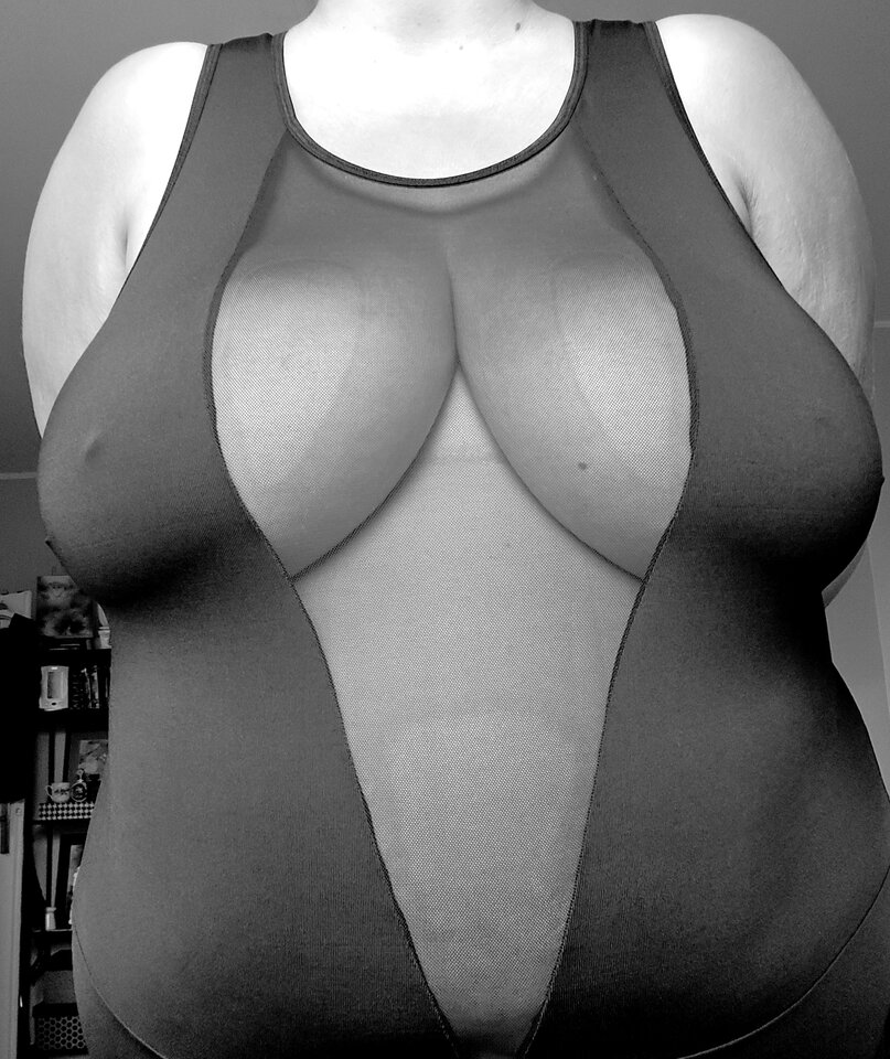 20250914_175750.jpg - BigGirl84