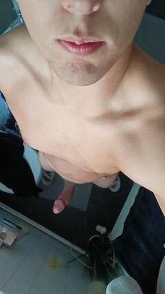 2b6fe5d3-15de-4400-822f-348a6206d7a7-1_all_14961.jpg