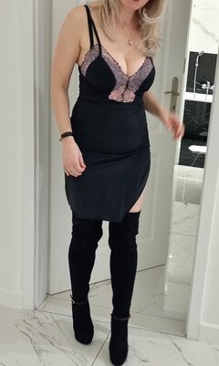 8877504.jpg