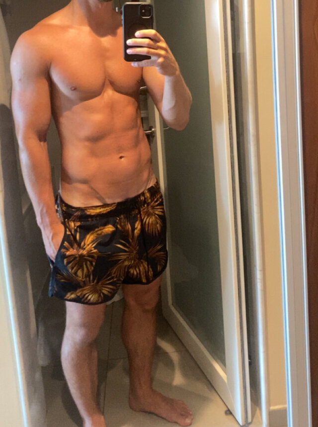 Ashton90