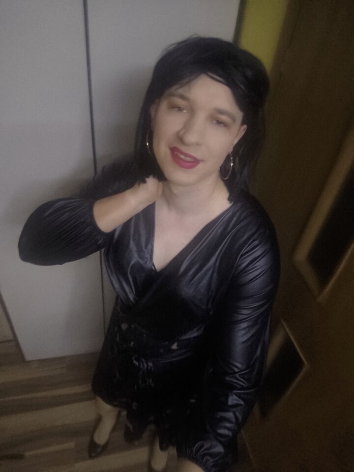 1000013191.jpg - Adriennecross