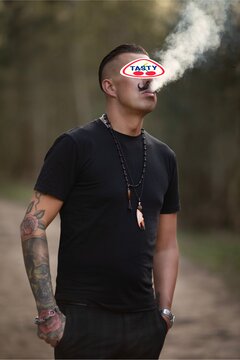 2025101607490379.jpg