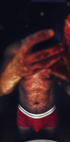 😈