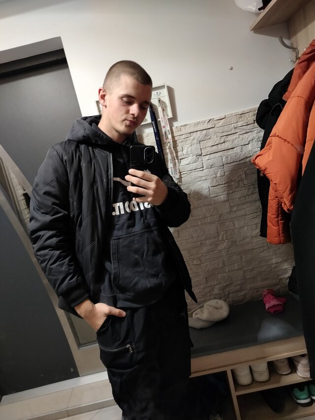 IHotTeenager