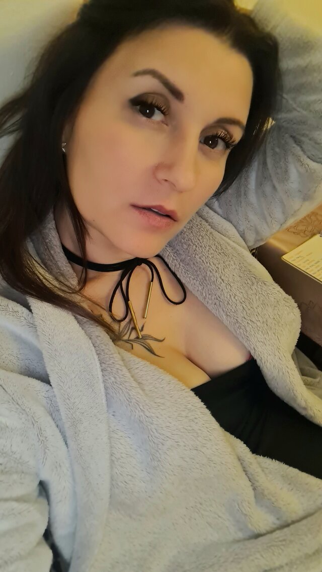 VERONIKA_