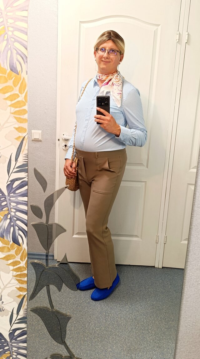 22paula23