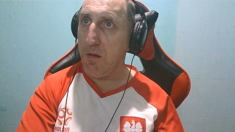 WIN_20251120_20_40_40_Pro.jpg - bojman8