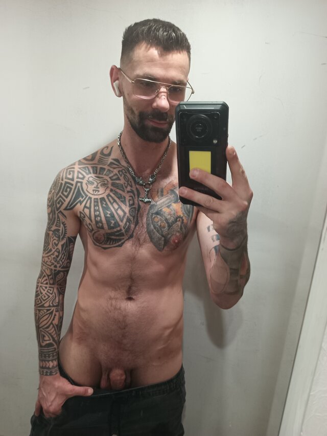 Inny933