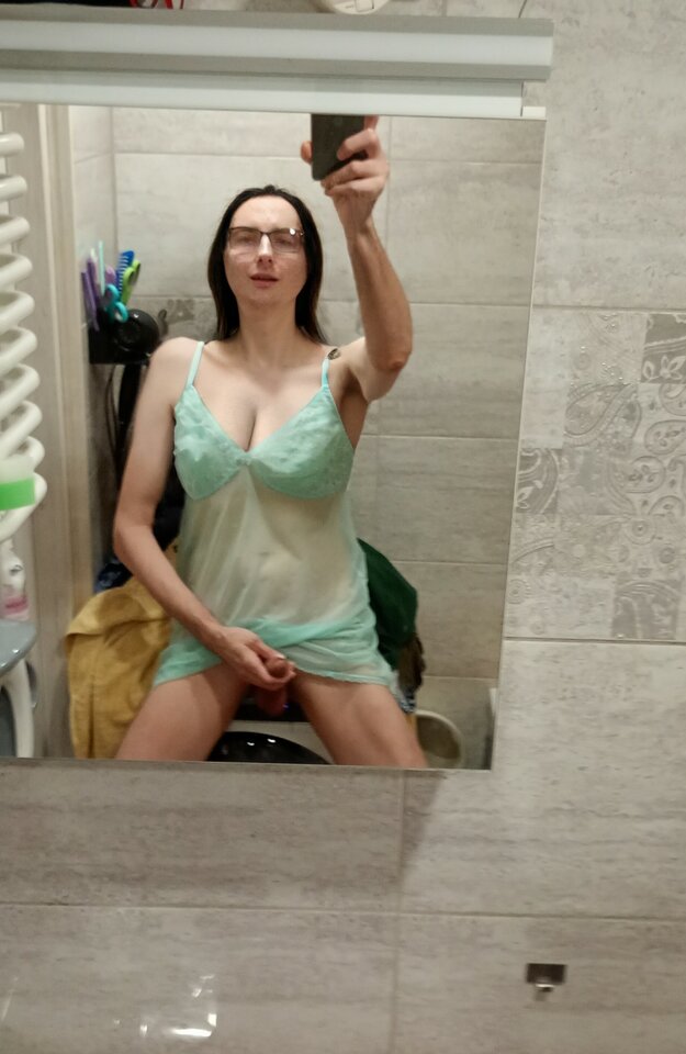 1000004922.jpg - PieknaMadziaXXX
