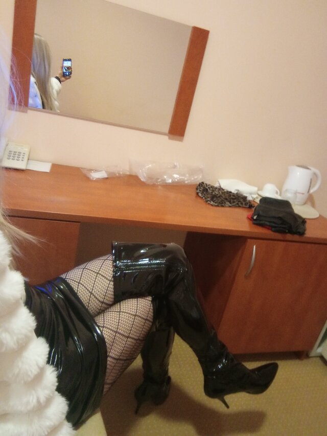 CrossDomina