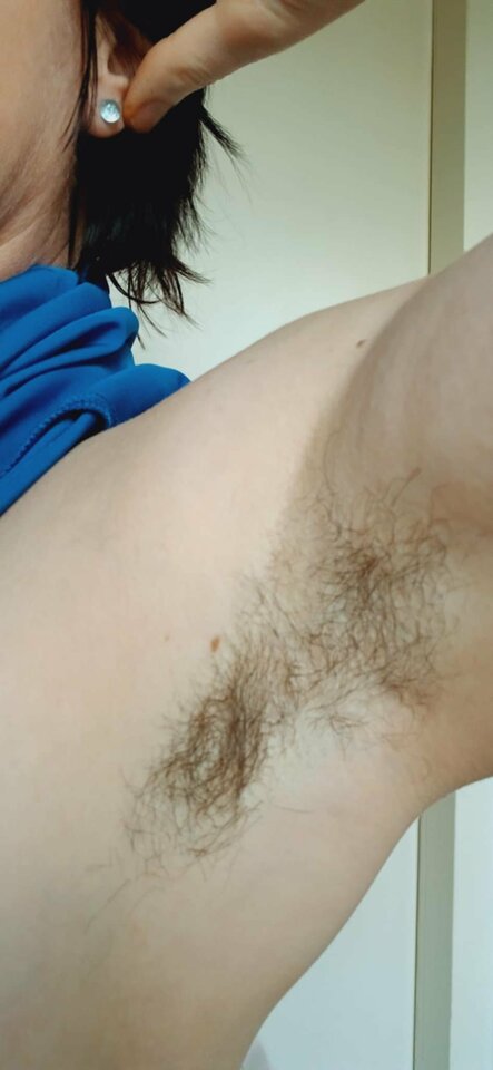 XTK7trUL.jpg - hairyANDhairy