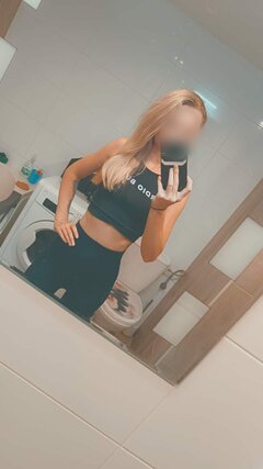 1000011900.jpg