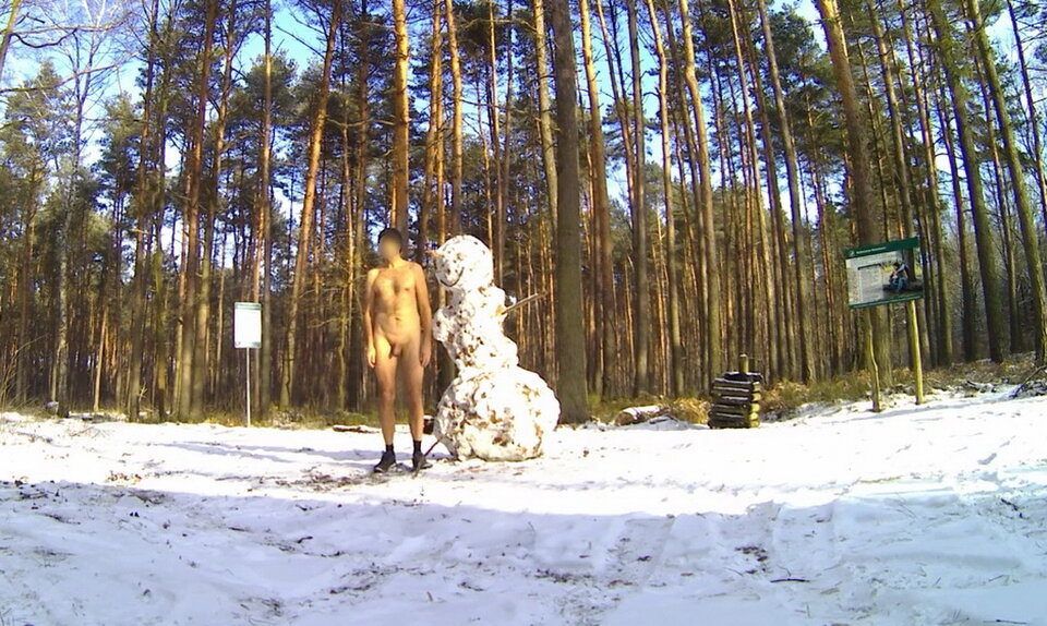 ŻYGLIN - w lesie 20260110_1207.mp4_snapshot_00.52.757.jpg - Krzysztof_cfnm