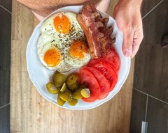 😋🐷🥚