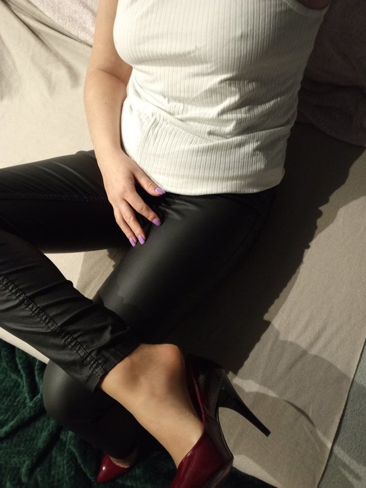ziiiiimno - SweetMommyFeets1
