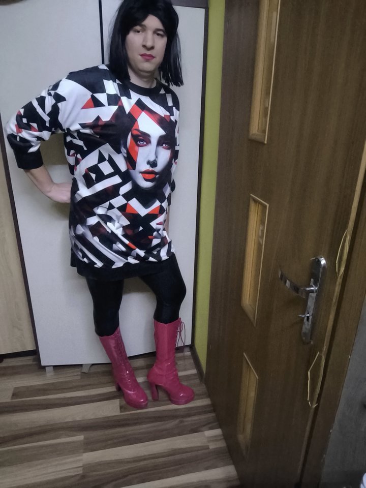 1000019466.jpg - Adriennecross