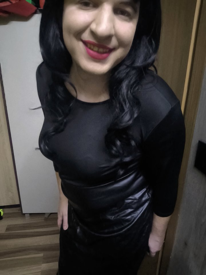 1000019809.jpg - Adriennecross