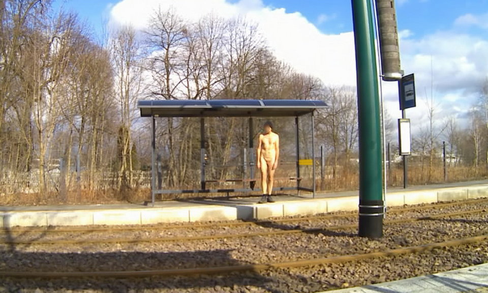 BYTOM - pzrystanek  20260223_1331.mp4_snapshot_00.57 - Krzysztof_cfnm