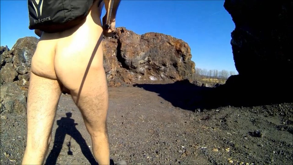 BRZEZINY - czarna hałda 20260305.mp4_snapshot_03.00_[2026.03.08 - Krzysztof_cfnm