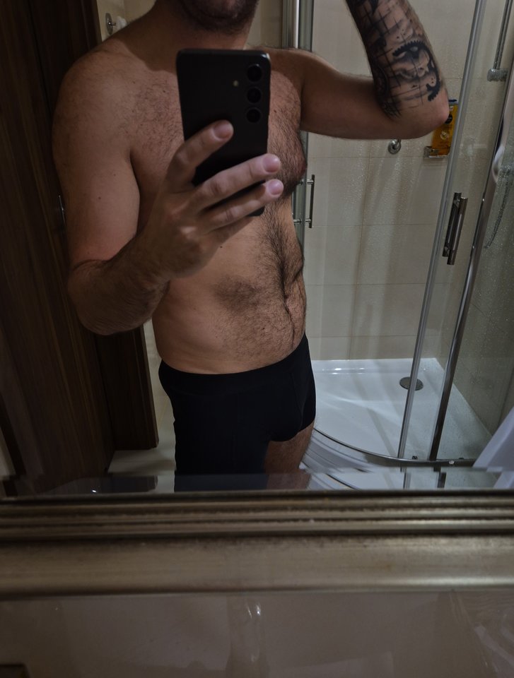 1000068840.jpg - Adam198669