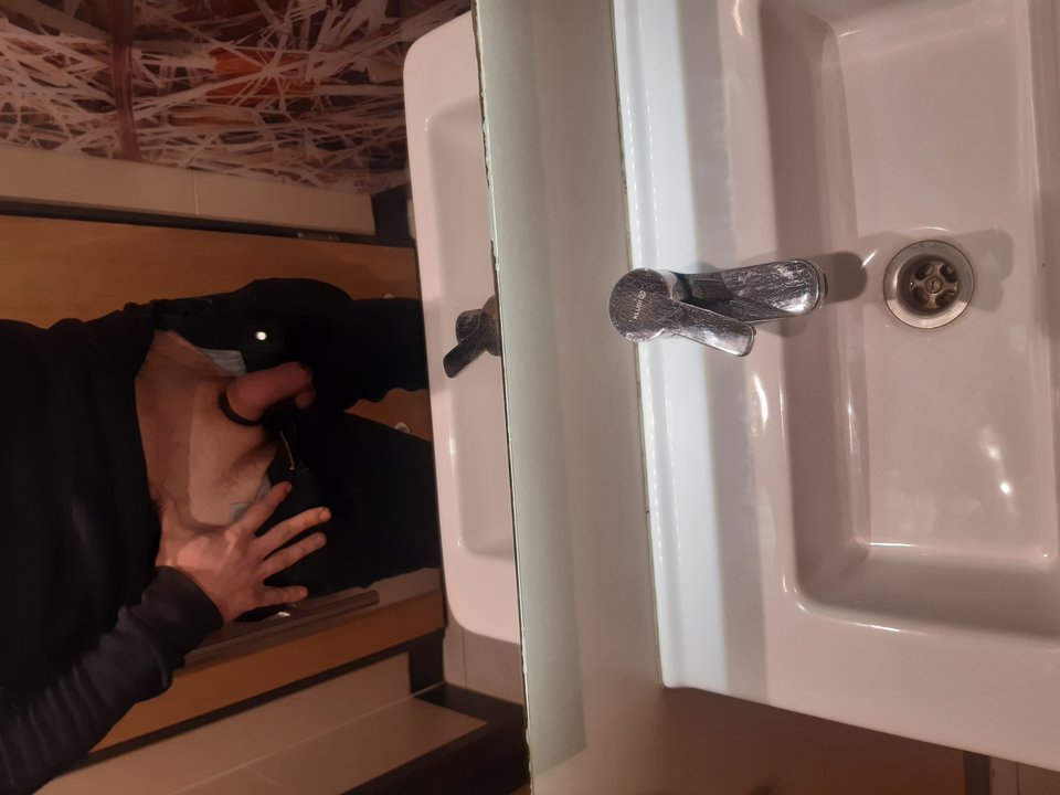 20250716_041152.jpg - OnFistPoznanFinezyjnyPerw