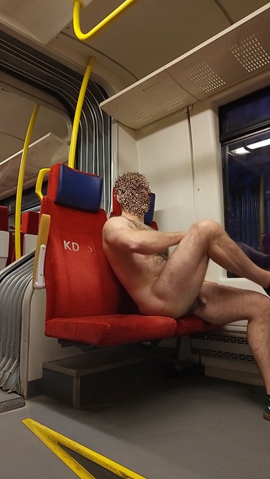 pociag_KD.jpg - PublicPlaces