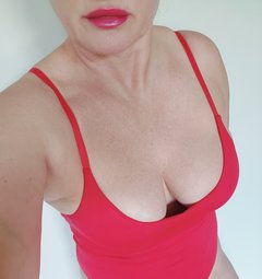 Red.jpg