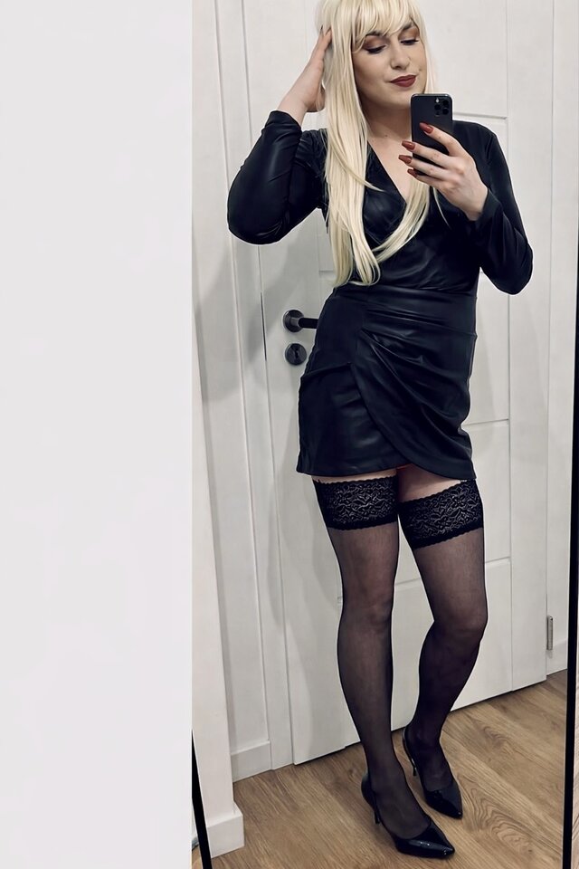 SarahTrans69