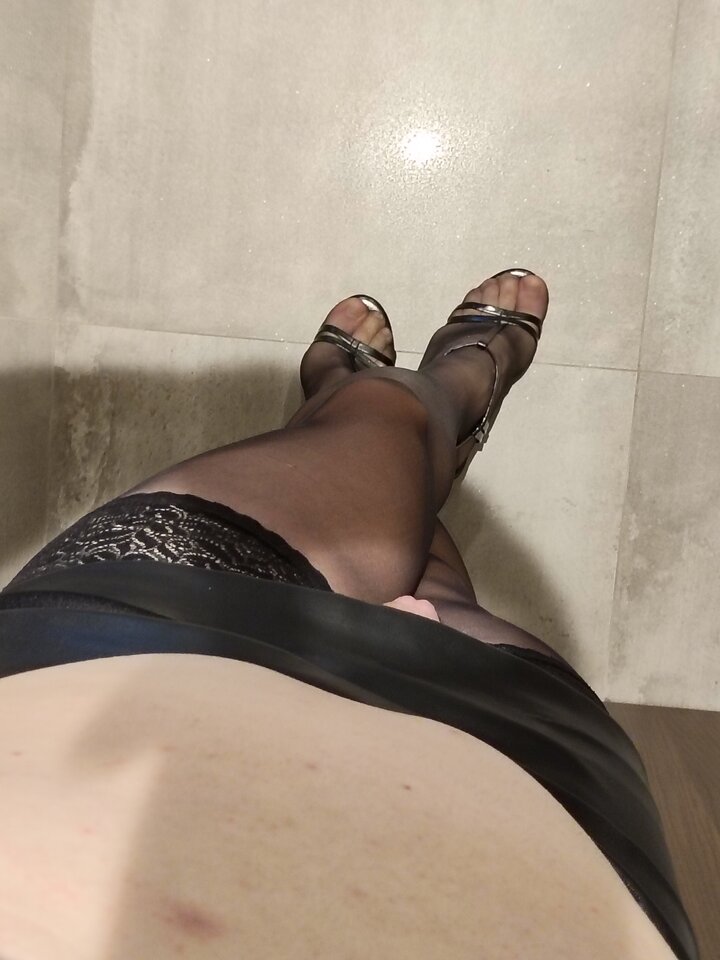 1000007293.jpg - HighHeelsPanty