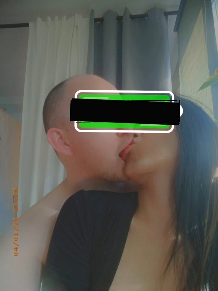 1000051048.jpg - Couple_KK