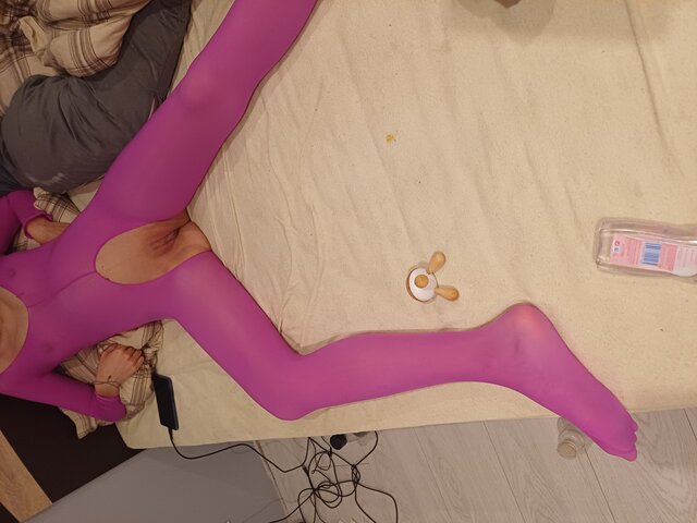 FeetPara30