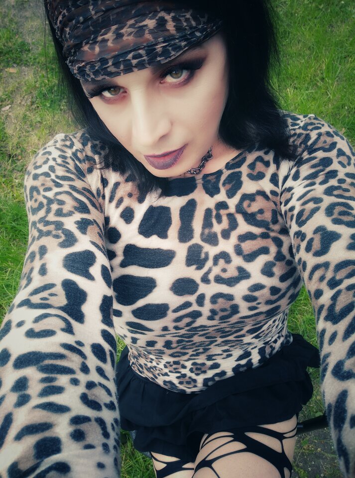 TWOJA PANCIA - HARDCORELLA69