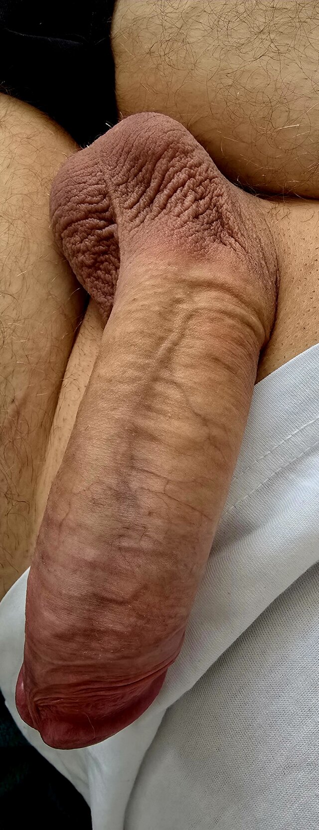 On_z_okolicy