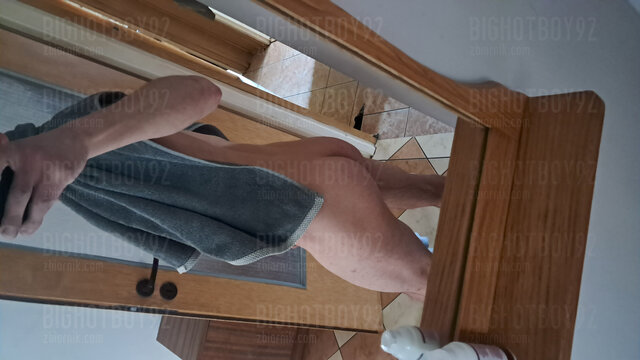 BIGHOTBOY92