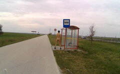 przystanek przy S7 20260413_0857.mp4_snapshot_00.33_[2026.04.13_