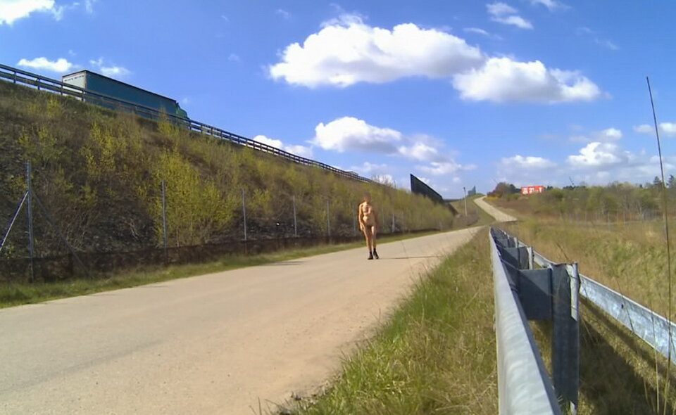 DOBIESZOWICE - za autostradą 20260424_1023.mp4_snapshot_00.29_[ - Krzysztof_cfnm