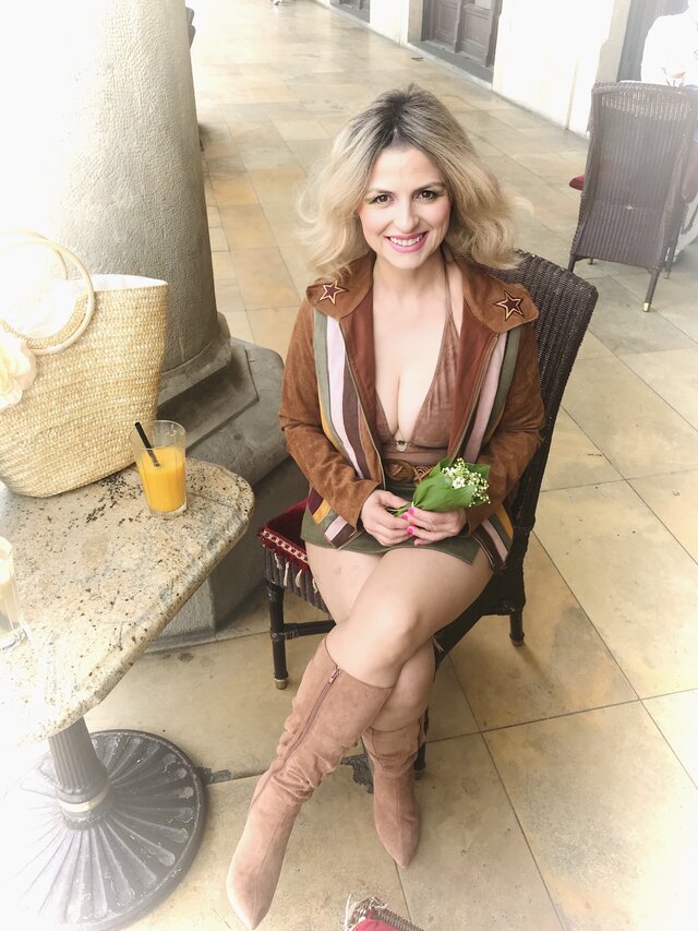 LadyLaura44